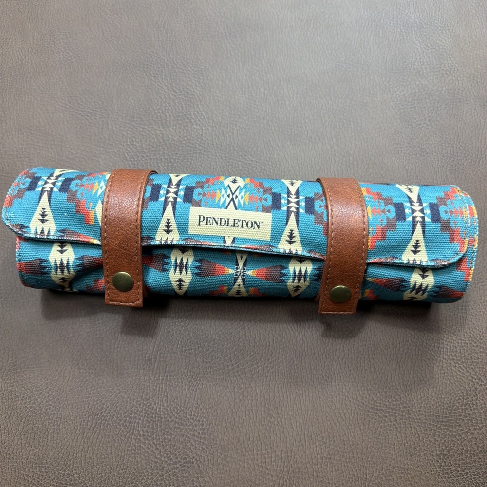 Pendleton Travel-Ready Roll-Up Backgammon Game Set Southwestern Aztec New